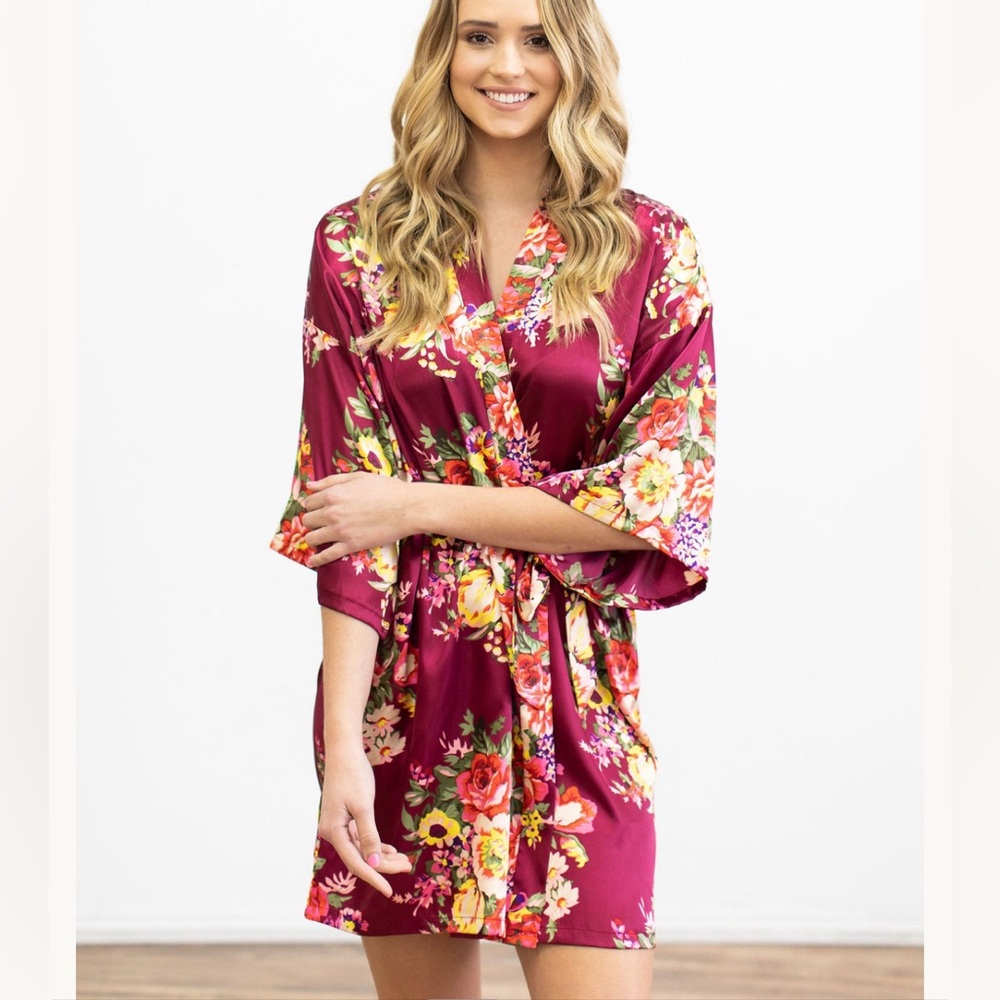 Burgundy Floral Satin Robe M/L